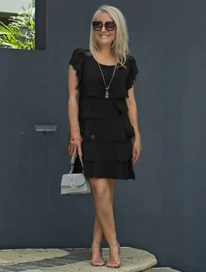 Claudine | Effortless Chic with Flattering Fit