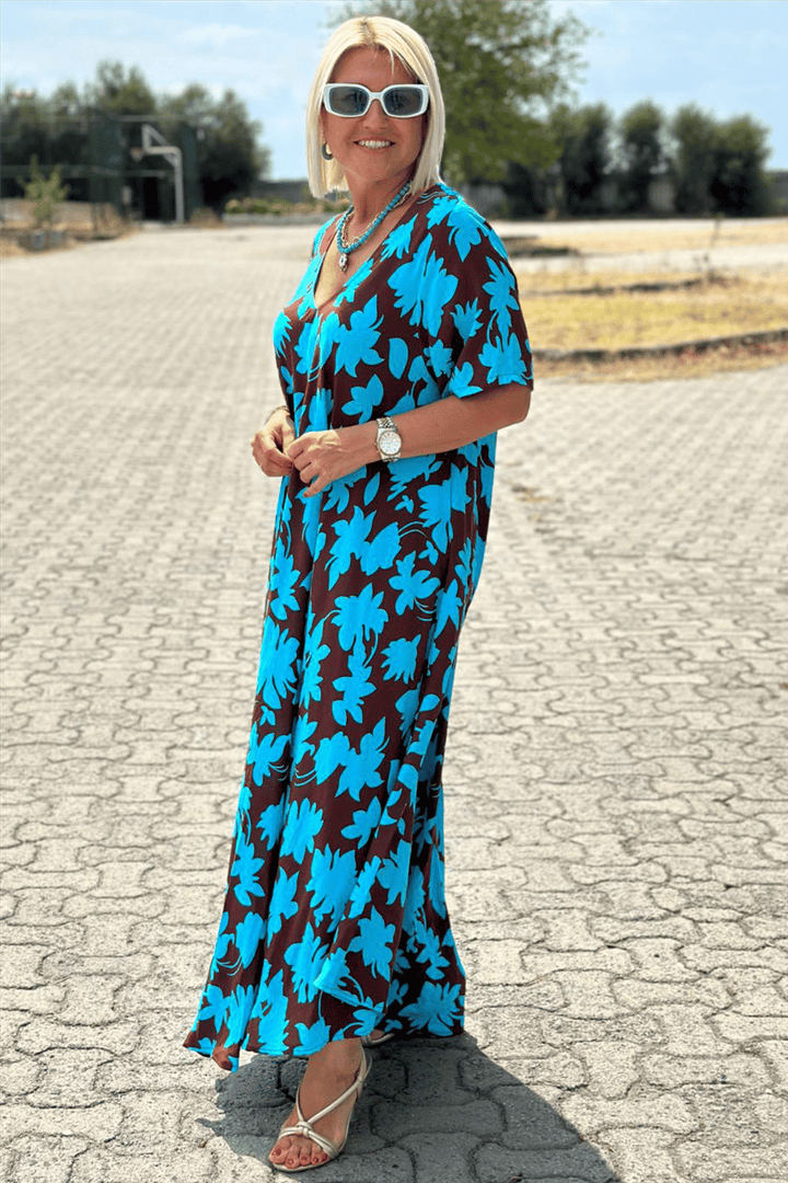 Leviana™ | Flattering Elegant Dress with Subtle Detail for the Belly