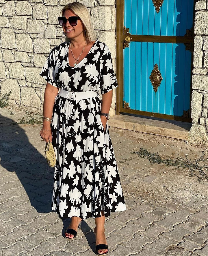 Claudine | Flattering Elegance with Tummy Coverage