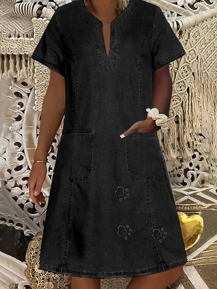 Claire Montréal™ - LIGHTWEIGHT DENIM DRESS WITH A RELAXED FIT