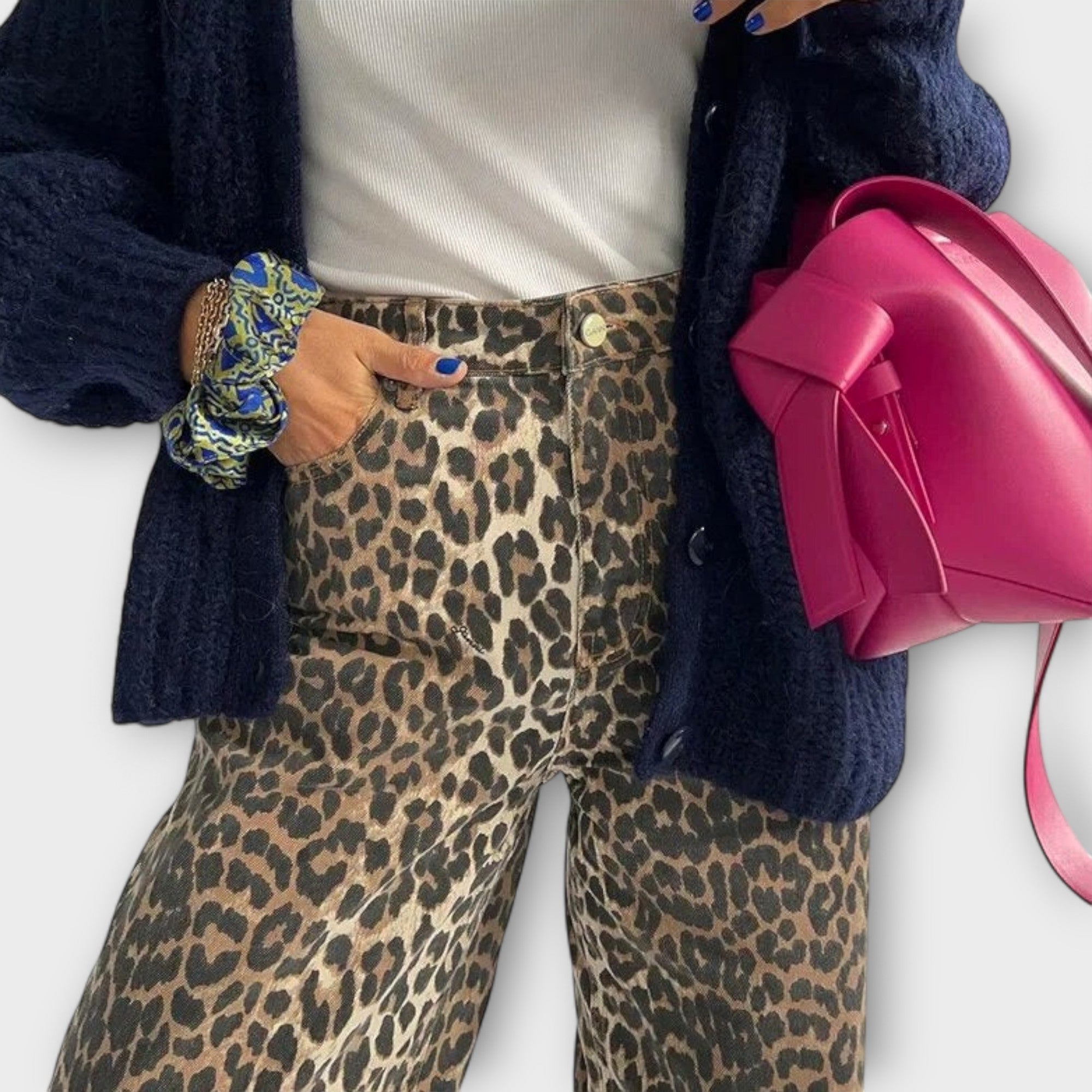 Vintage Jeans with Leopard Print