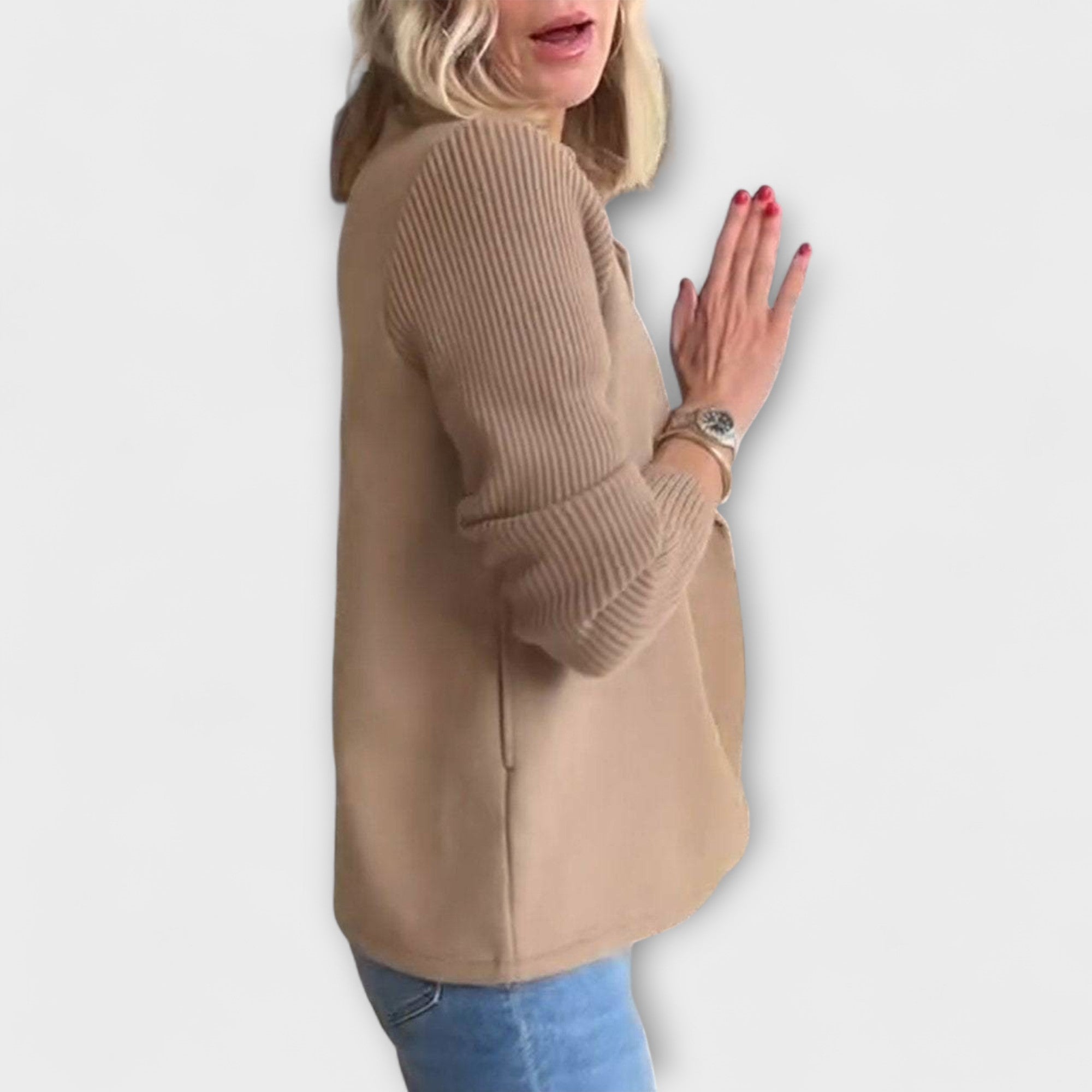 Amora - Elegant Knit-Sleeve Blazer