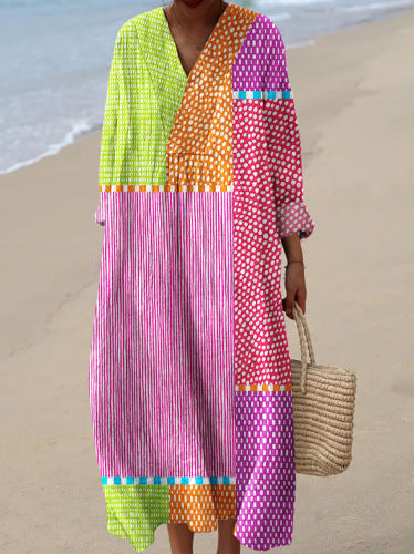 Leviana™ – Elegant dress with a geometric pattern