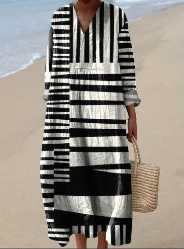 Leviana™ – Elegant dress with a geometric pattern