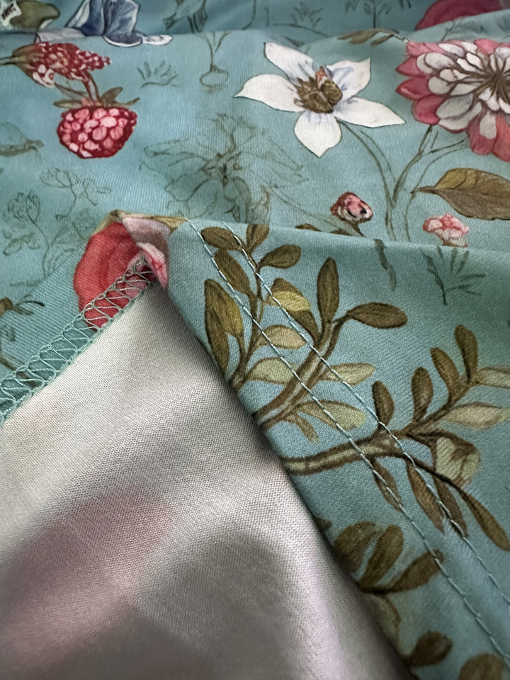 Women'S Floral Print V-Neck Dress with 3/4 Sleeves - Casual Long Dress for Spring/Summer/Fall, Lightweight Polyester Fabric, Vibrant Red & Green Flowers on Teal Background, Perfect for Casual Attire, Floral Dress