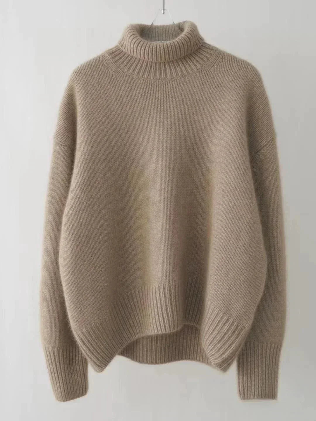 Avery™ - ELEGANT TURTLENECK SWEATER WITH A CLASSIC FIT
