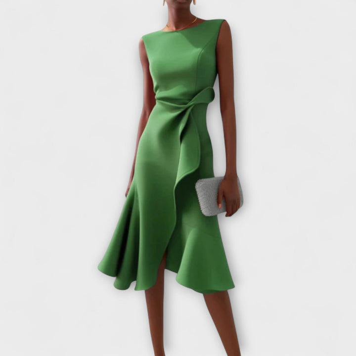 Riley™ - ELEGANT DRESS WITH FLATTERING SILHOUETTE
