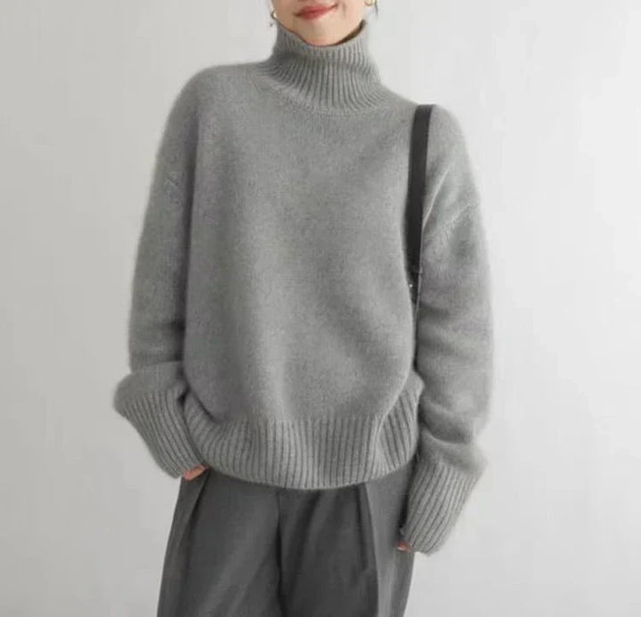 Avery™ - ELEGANT TURTLENECK SWEATER WITH A CLASSIC FIT