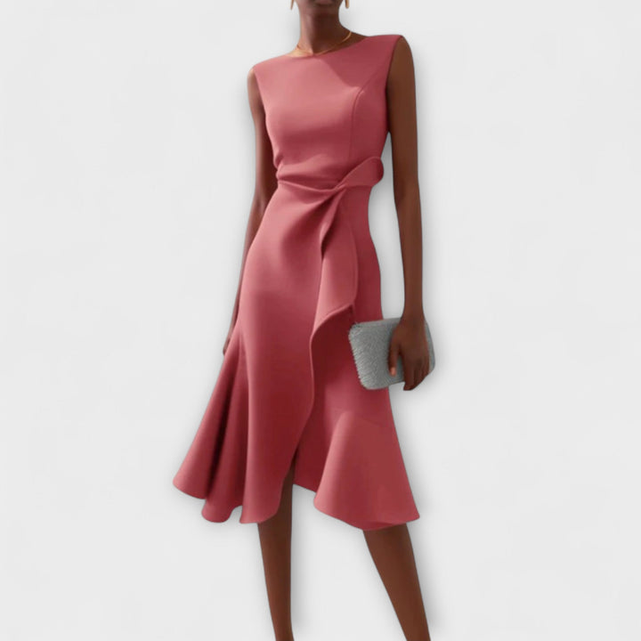Riley™ - ELEGANT DRESS WITH FLATTERING SILHOUETTE