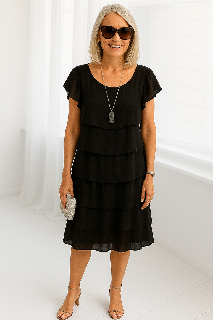 Claudine | Effortless Chic with Flattering Fit