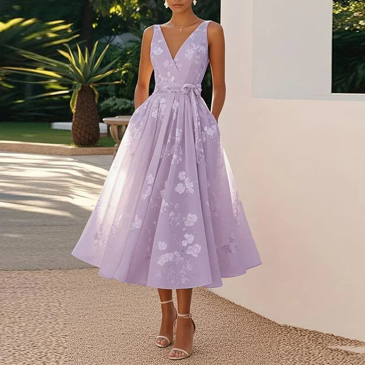 Crystal™ - ELEGANT MIDI DRESS WITH A FLATTERING SILHOUETTE