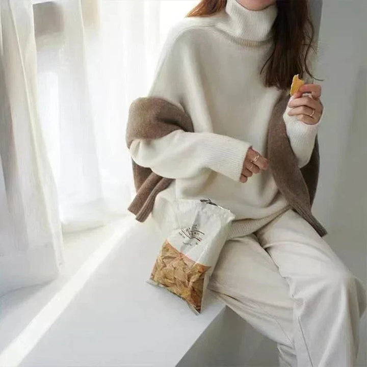 Avery™ - ELEGANT TURTLENECK SWEATER WITH A CLASSIC FIT
