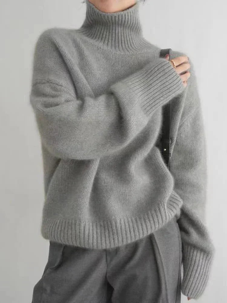 Avery™ - ELEGANT TURTLENECK SWEATER WITH A CLASSIC FIT